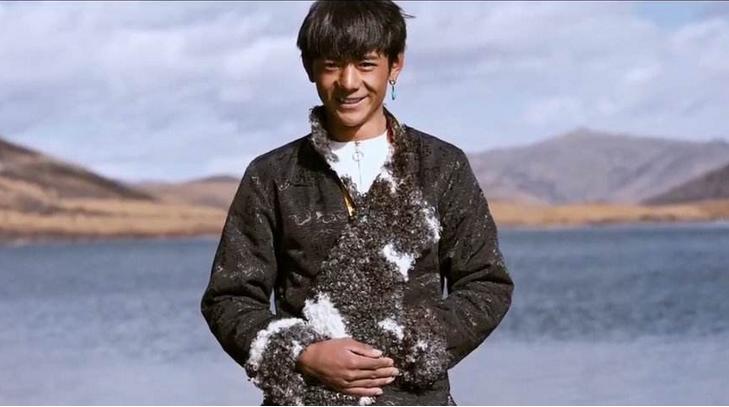 丁真火了几年了,丁真凭什么可以那么火