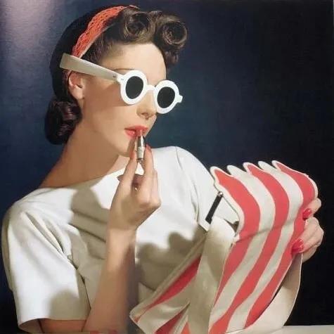 眼镜的百年发展史,一图看懂眼镜发展史