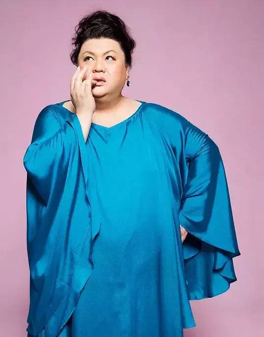 帅哥比赛里混进了一个“女孩子”，还撞脸了有村架纯黑岛结菜？