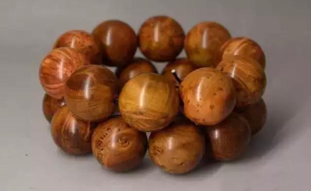 鸡爪骨文玩市场价格,最靠谱的文玩价格参考表赶紧收藏