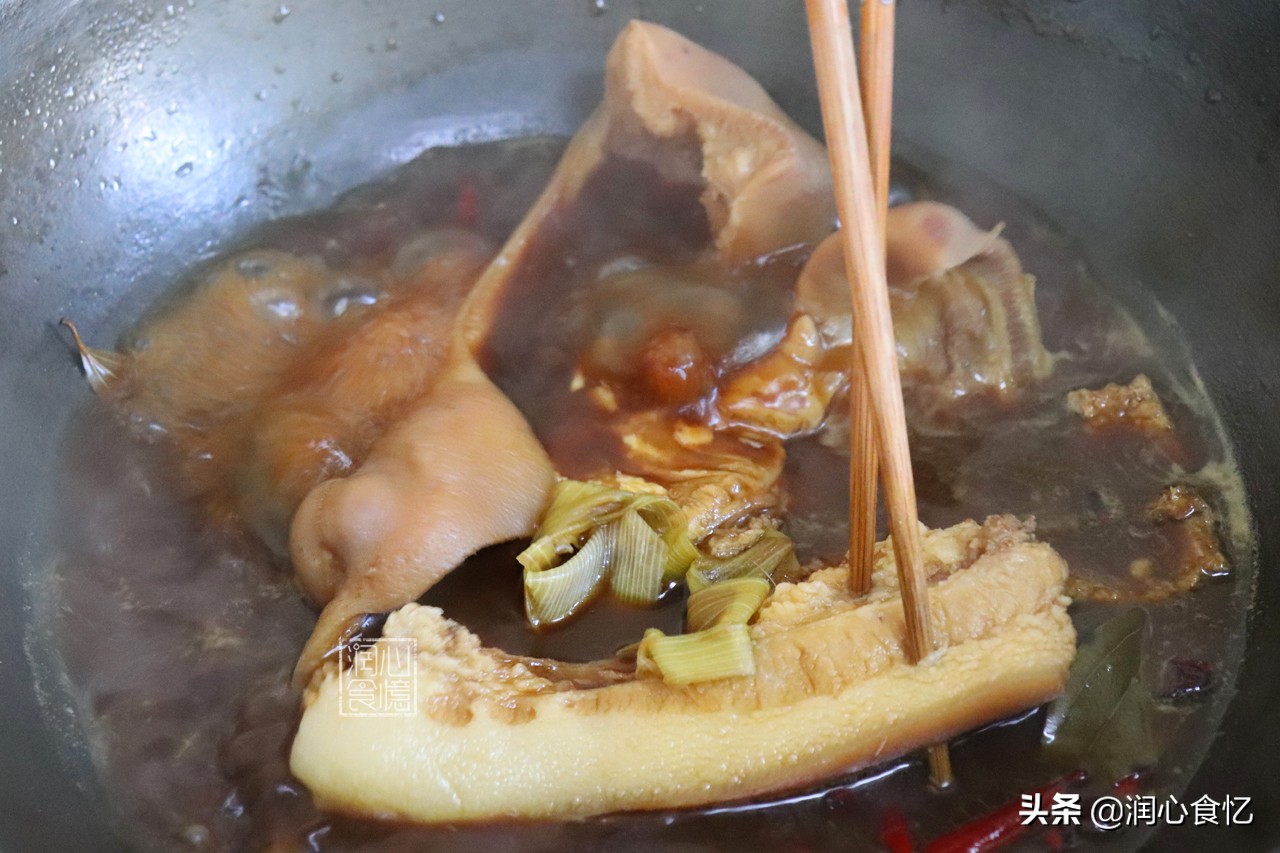 卤菜店的猪头肉卖多少钱一斤合适,卤味猪头肉