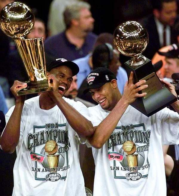 邓肯六次总决赛数据,邓肯12年总决赛数据