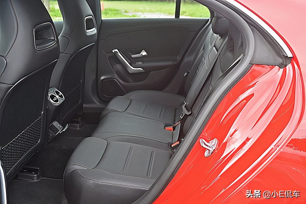 奔驰cla200动感和时尚的区别,新款奔驰cla200试驾视频