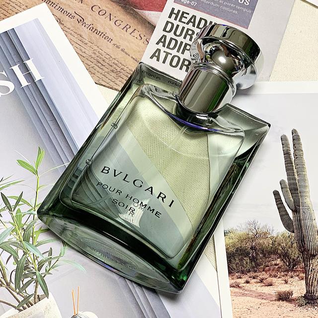 适合19岁的小众男士香水,比较沉稳但又很高贵的男士香水