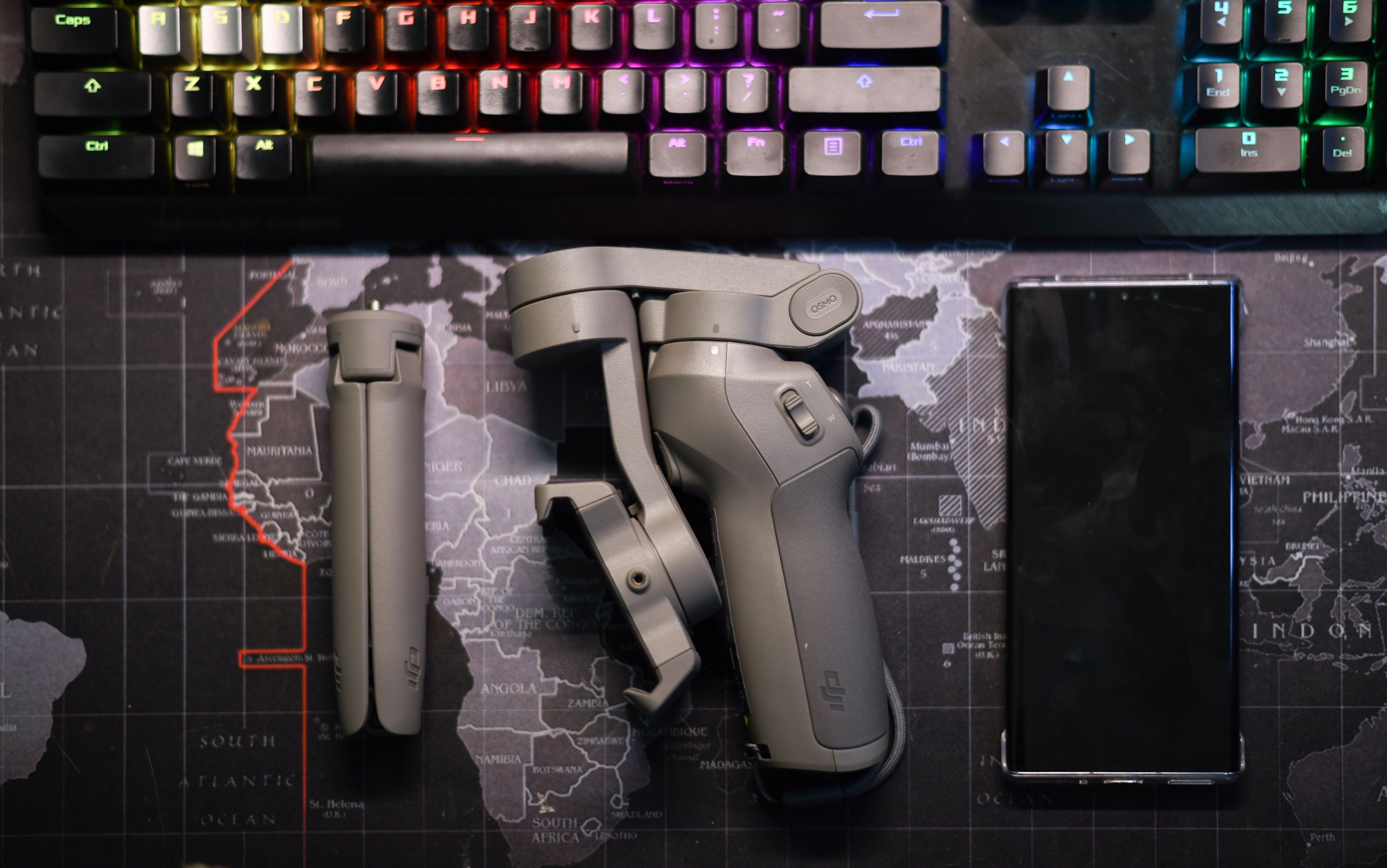 没有灯光的设计是没有灵魂的,没有灯光的柜子是没有灵魂的