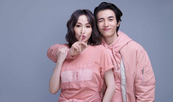 萧亚轩重新把家打扫,萧亚轩离开姚谦