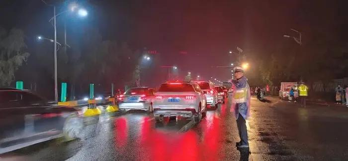 假期出行七条信息,假期将至这份交通出行指南请收好