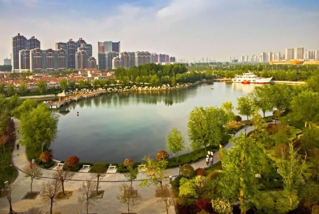 山东理工大学拍毕业照的地方,山东理工职业学院在飞机拍毕业照