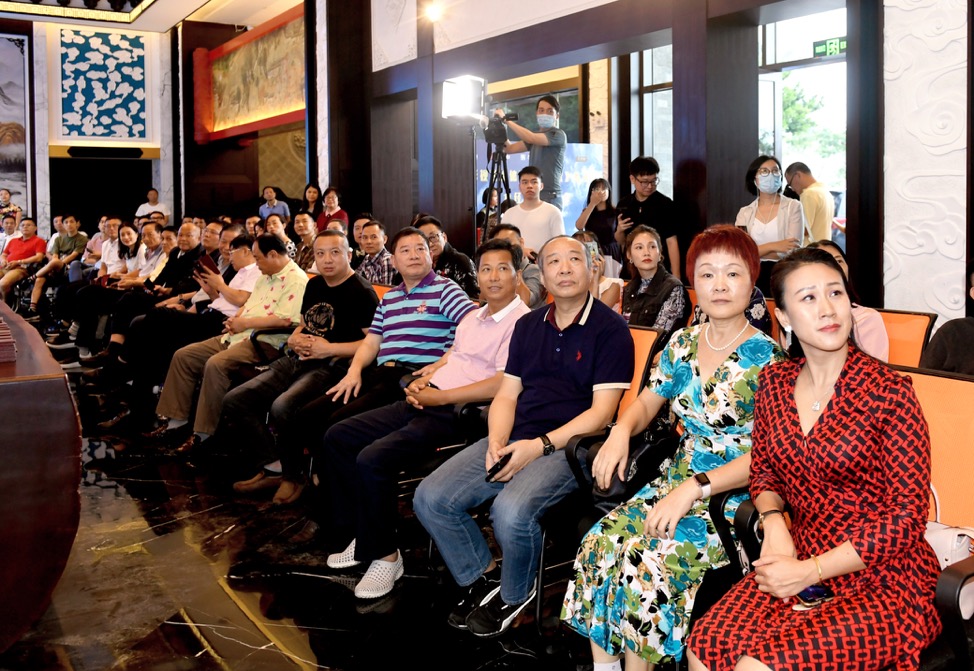 百力集团文化盛宴粤港澳名人齐聚百力轩同贺双节