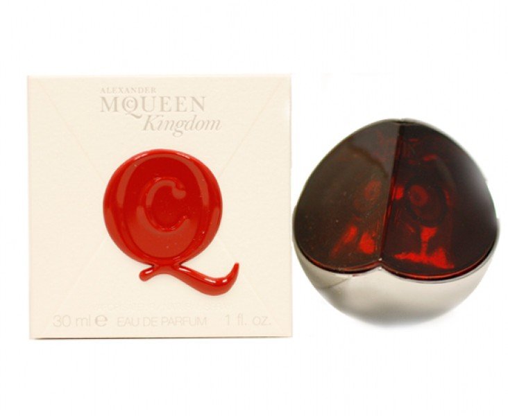 亚历山大麦昆小白鞋为什么很硬,亚历山大麦昆小白鞋亮晶晶