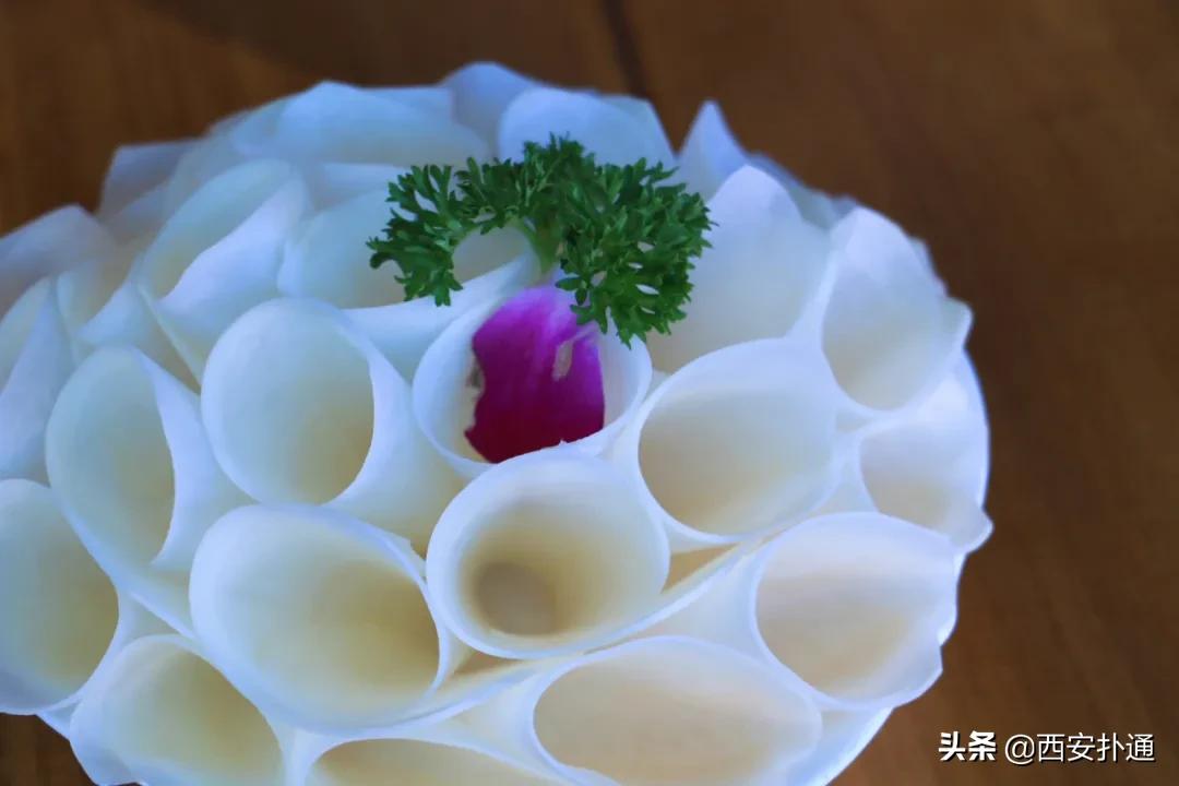 西安城墙下的铜火锅,西安城墙底下的羊肉泡馍