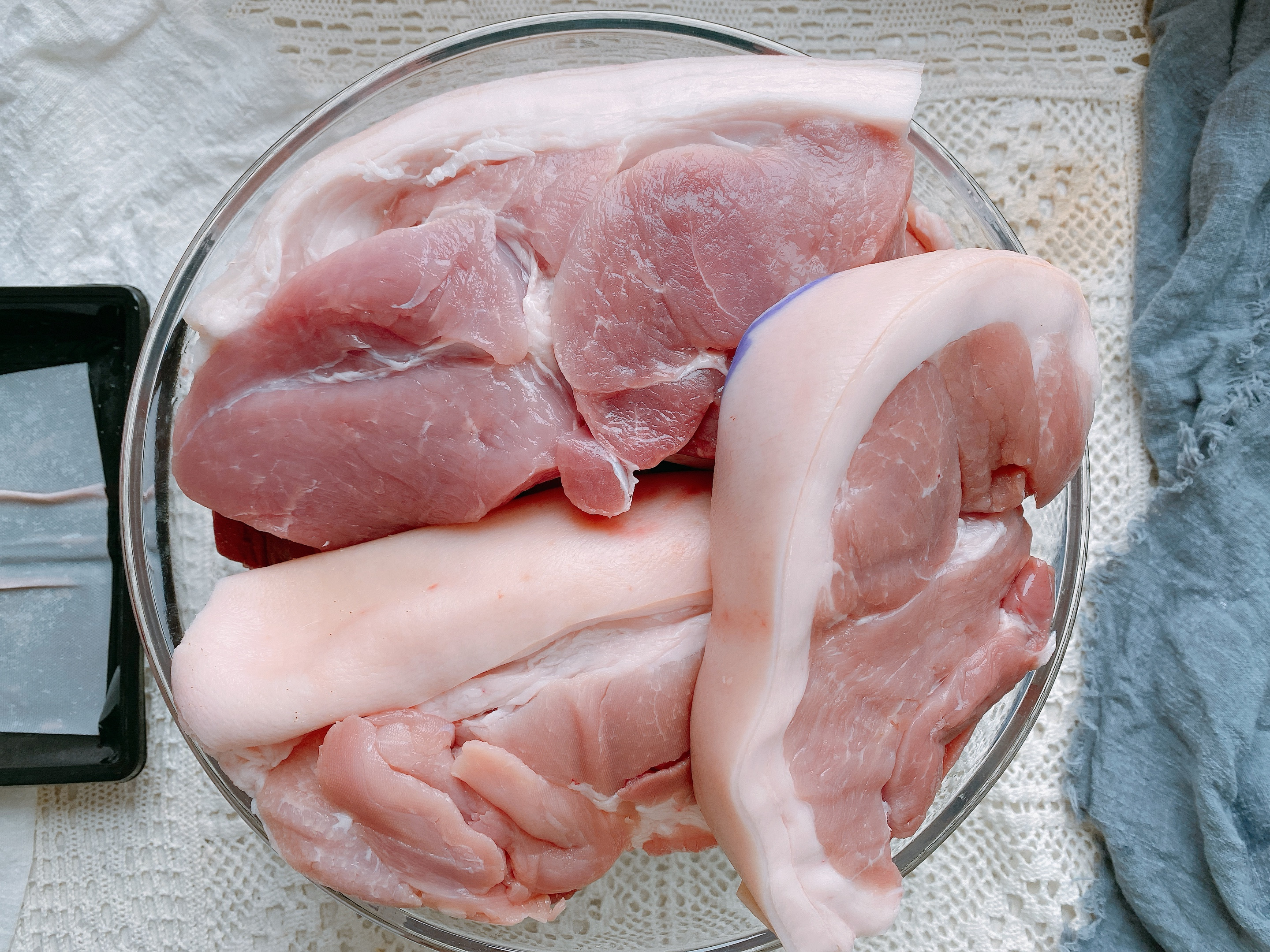 灌香肠放调料顺序,灌香肠最忌四种调料花椒