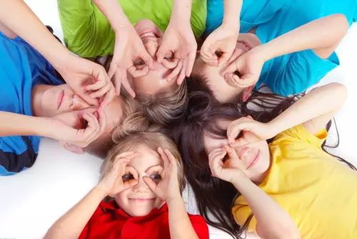 经常眯眼导致的散光可以恢复吗,散光是如何造成的怎么预防散光