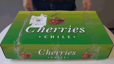 便宜哭！承包整个春节的年货大街，上海人家里快递收到爆仓