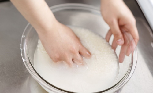 绿萝怎么养才能更旺盛不用肥料,绿萝怎么养才能更旺盛不用肥料养