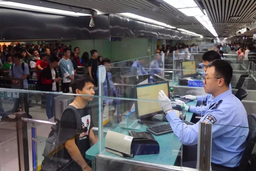 9分钟到香港,从东莞去香港一般需要几个小时