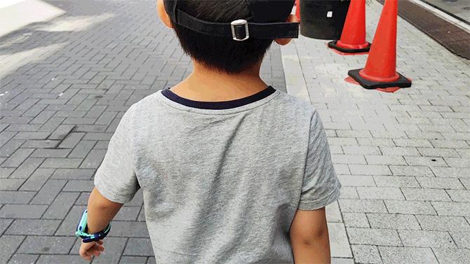 带孩子去买小天才电话手表z5,小天才电话手表z5的功能可听故事