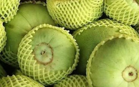 买香瓜是白绿皮还是黄皮好,买香瓜的时候如何挑选