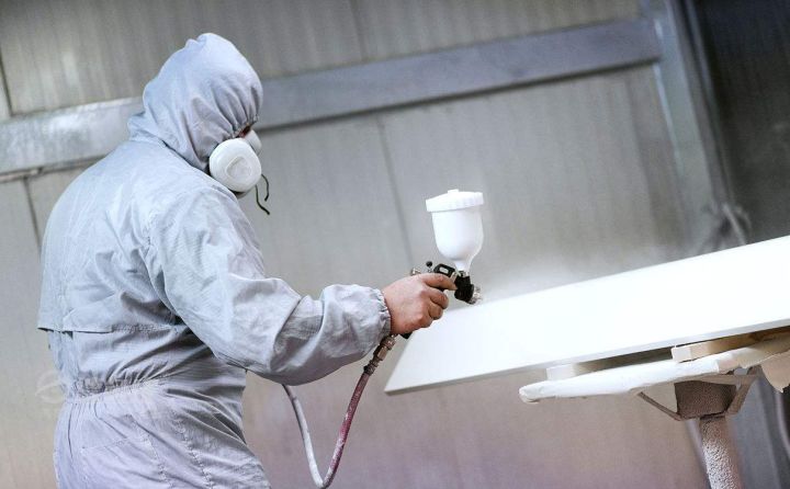 新车小剐蹭有必要做漆吗,新车自己发生剐蹭如何走保险