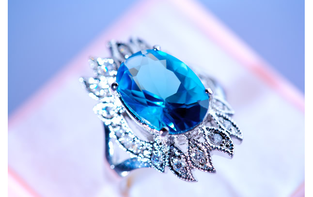 十周年结婚礼物送什么宝石,红宝石婚纪念日礼物