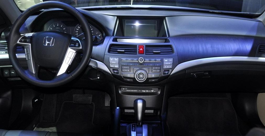 本田歌诗图为何被停产?后备箱容积789L,40万售价令人望而却步