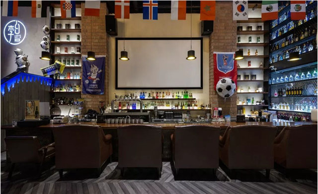 网红酒吧饮酒图片,网红酒吧打卡精酿小酒馆敬请期待