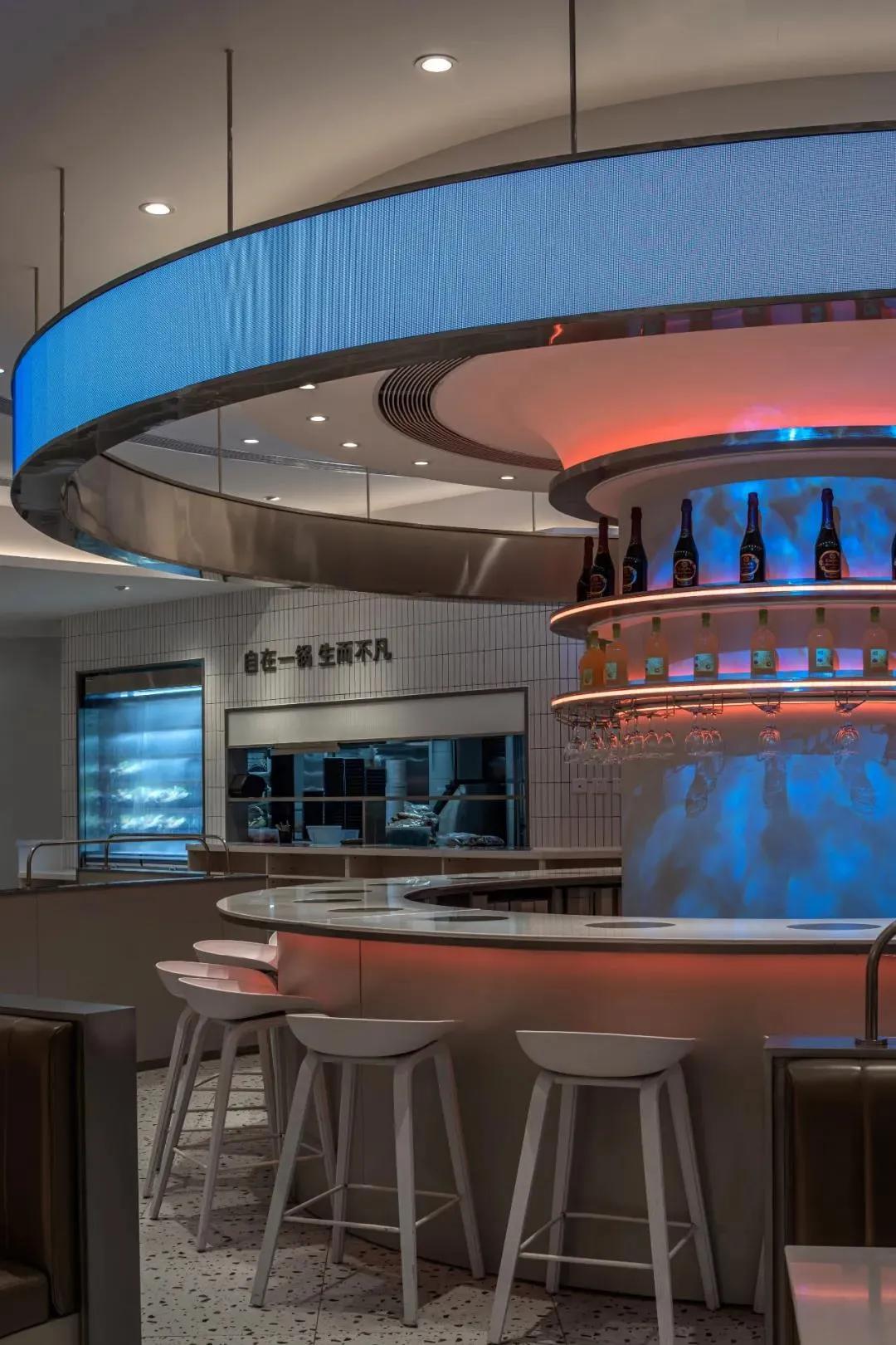 呷哺呷哺设计方案,呷哺呷哺餐厅空间布局分析