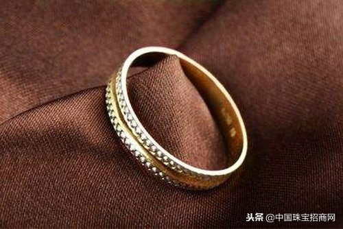 涨知识钻戒回收,戒指买18k金的还是纯金的好