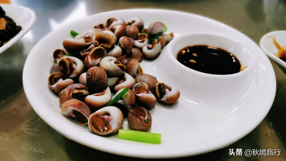 春雨菲菲游常熟滨江公园，浒浦江边品江鲜，23道菜共720元贵吗？