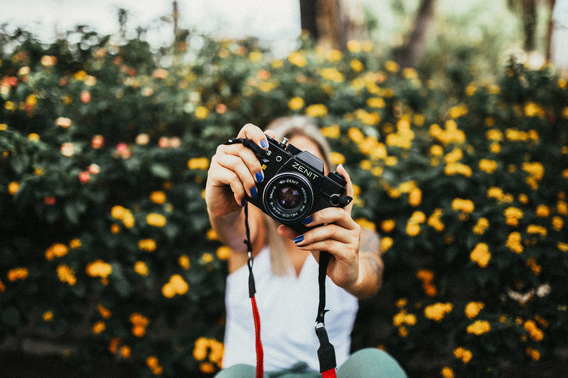 长期分居丈夫想离婚,和老婆长期分居男人应该怎么办