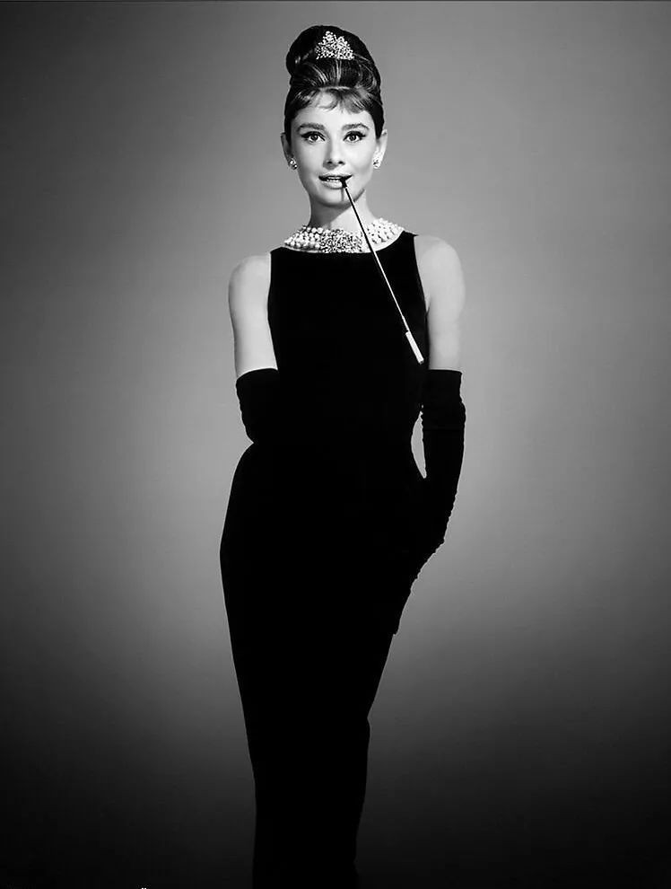 戴上珍珠发夹就是小仙女,当女人戴上眼镜