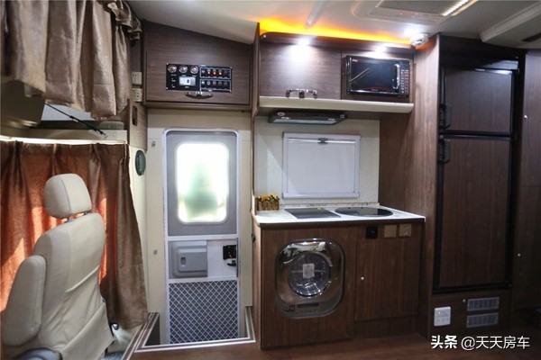 2018拓锐斯特房车经典款,拓锐斯特2022款房车c型菁英版