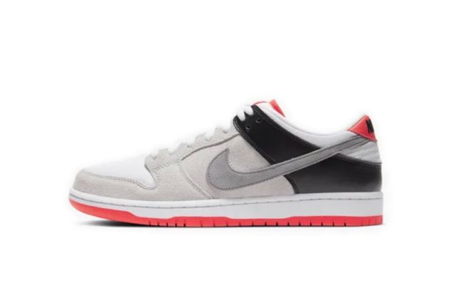 我是旅途中的过客歌词,旅途中的行人驻足于日落和清晨