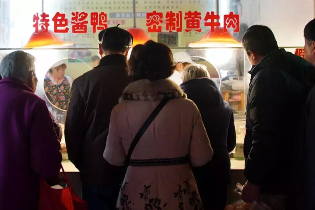 年味|带上小拖车跟我走!这里买年货实惠好吃