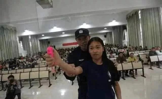 国内合法的防身武器有什么,合法的自卫防身武器有哪些