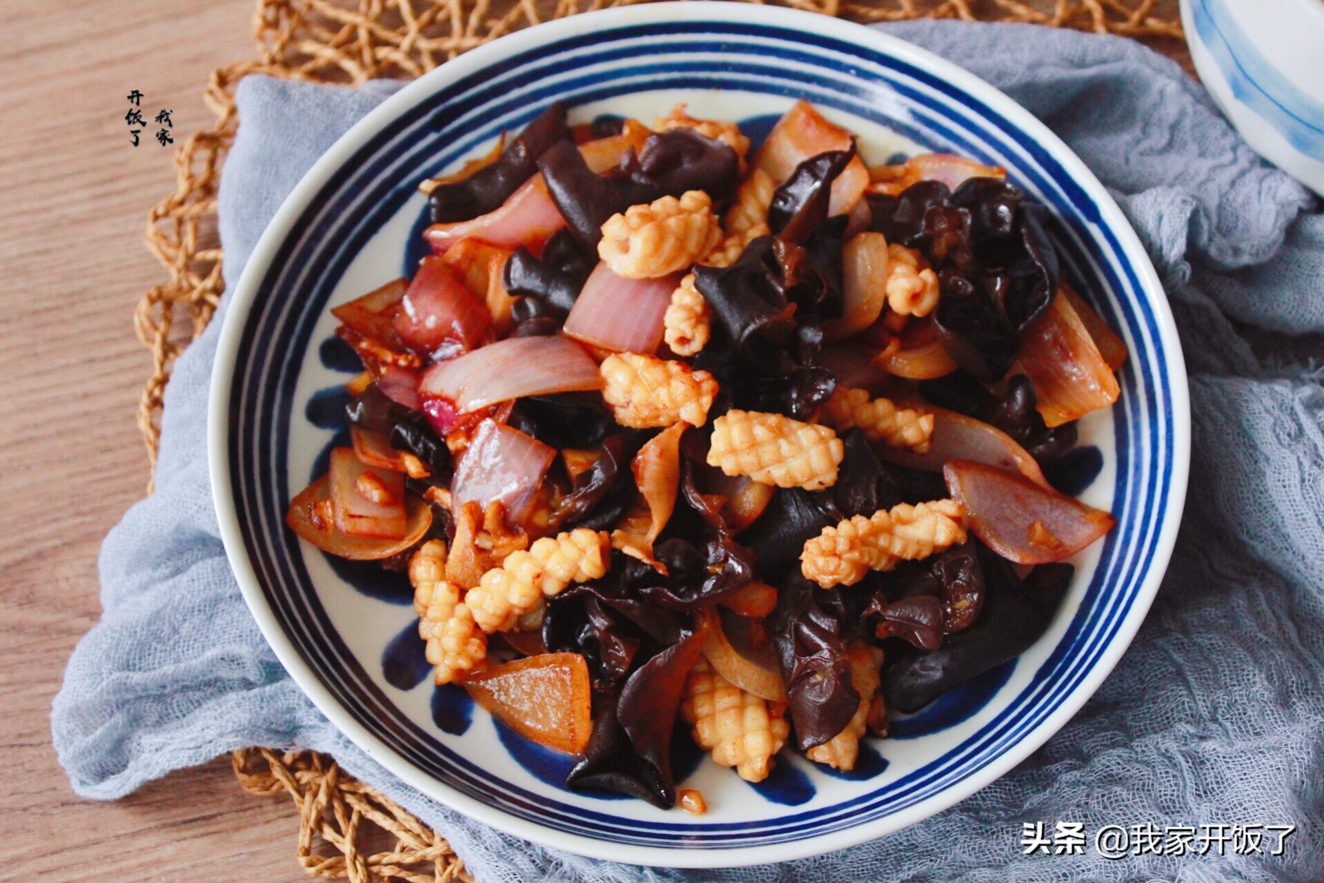 鱿鱼怎么炒不老又好吃,鱿鱼怎么炒不腥又好吃呢