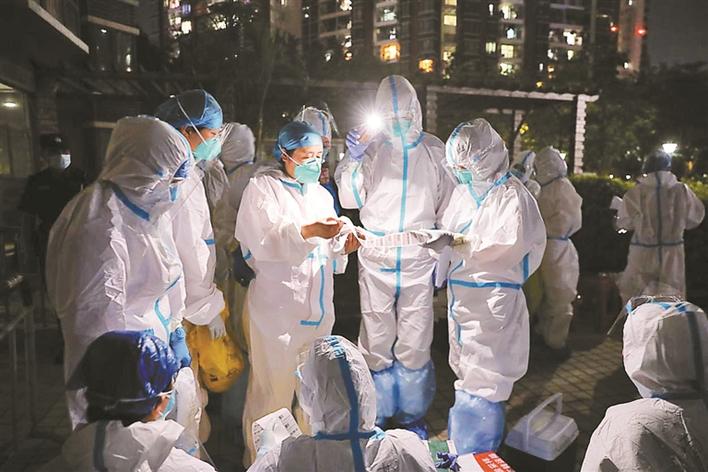 我是党员我应该上前线,党员肯定要冲到最前面