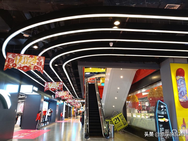 三星galaxya8s,三星galaxya8s评测