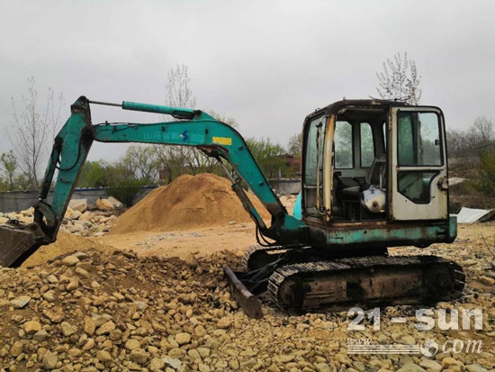 山河智能目前最大的矿山挖掘机,山河智能老挖掘机