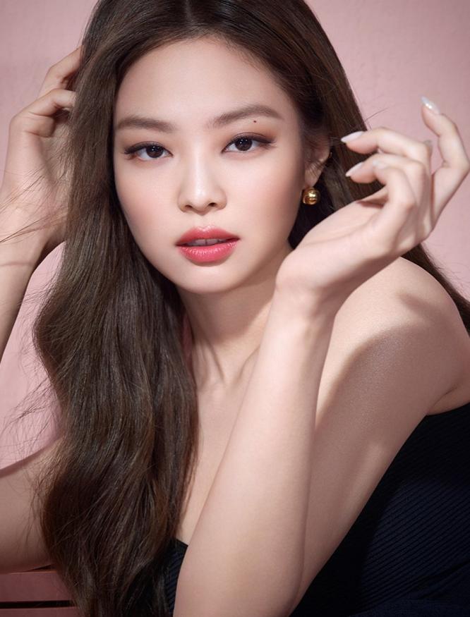 网纱连衣裙jennie,jennie连衣裙ins图