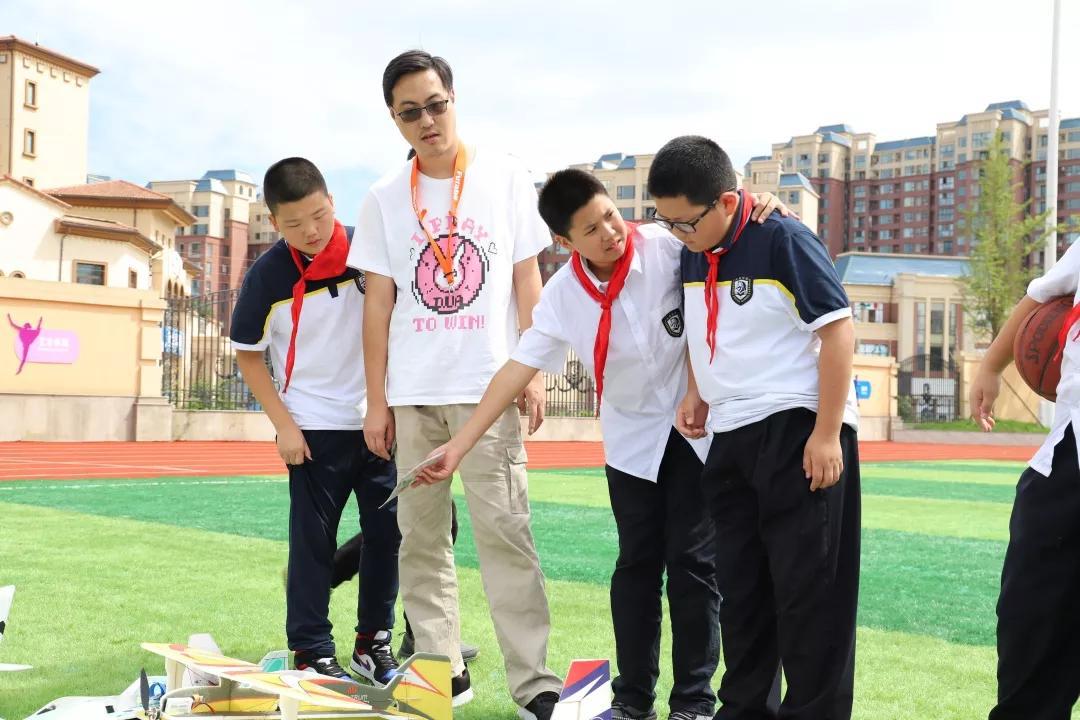 博骏社团招新啦，21个社团各显本领，很创意，很青春