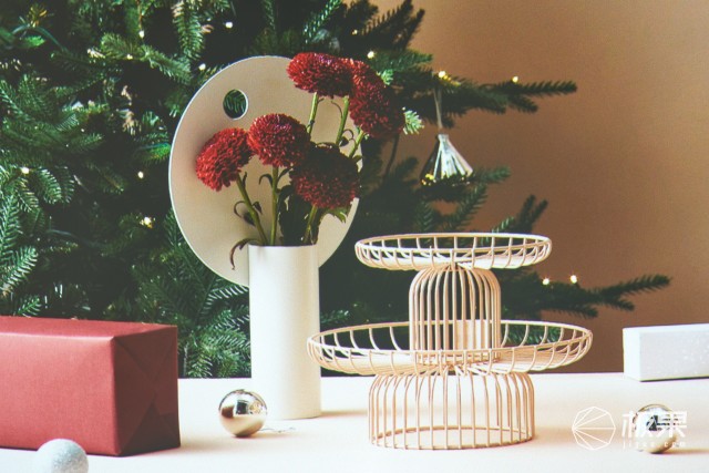 真正的无边框全屏电视机,超薄屏幕无边框电视