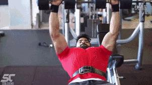 胸肌的四种胸型,男生方形胸肌和八字胸对比