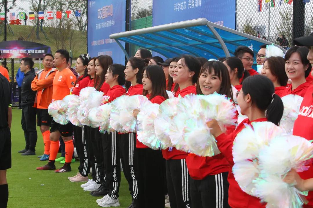 一场足球比赛点面结合,来场热血沸腾的球赛