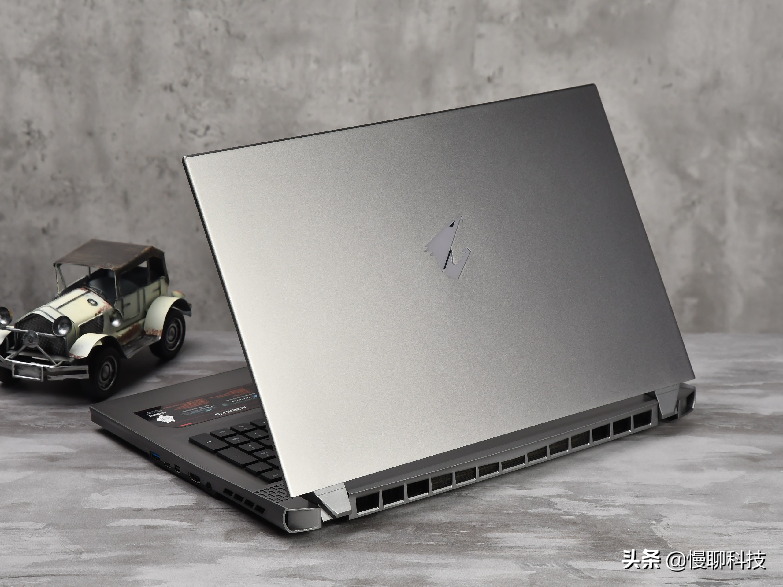 7500元技嘉游戏本推荐,技嘉最强游戏本