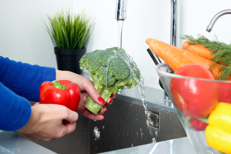 不用电无废水净水机真的好用吗?看不清真实原因,许多人被欺骗了