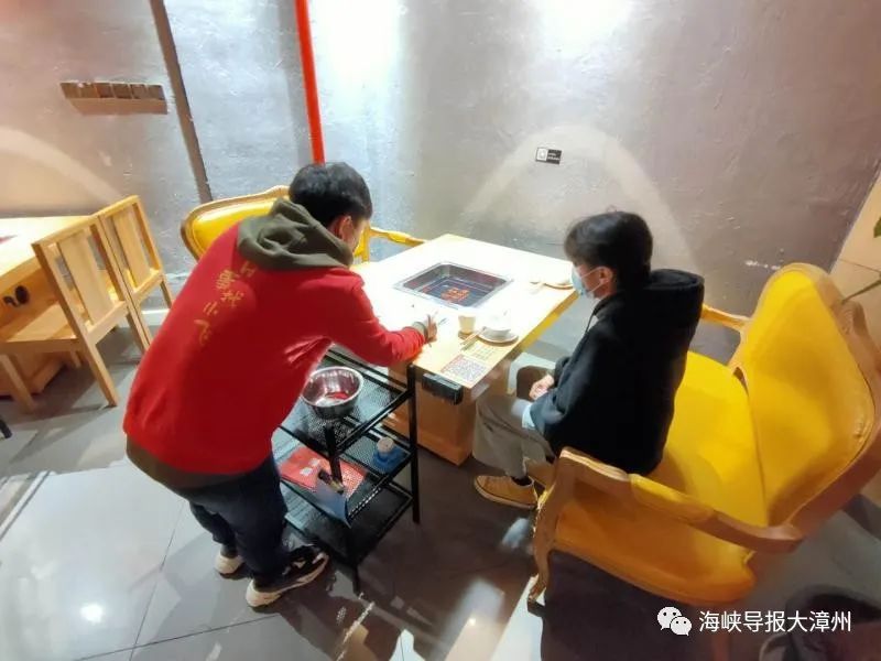 堂食恢复营业的店铺,堂食陆续开放