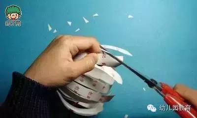 废物利用灯笼的做法小学生,手工灯笼废物利用教程