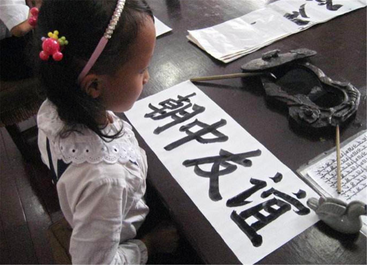 高丽时期的字为什么和汉字一样,高丽以前怎么用的是汉文字