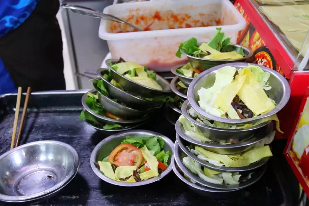 探秘北京大学食堂,四川探秘大学食堂